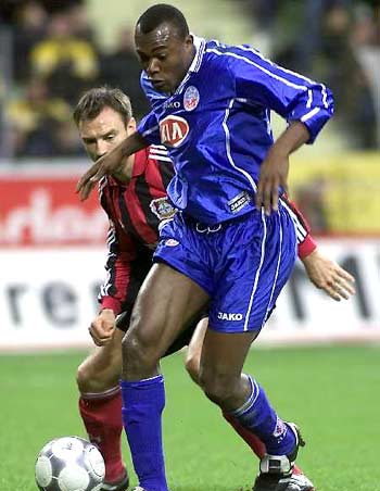 在绿茵场上 在绿茵场上